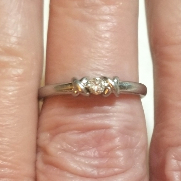 Vintage Jewelry - DIAMOND Platinum Vintage Ring